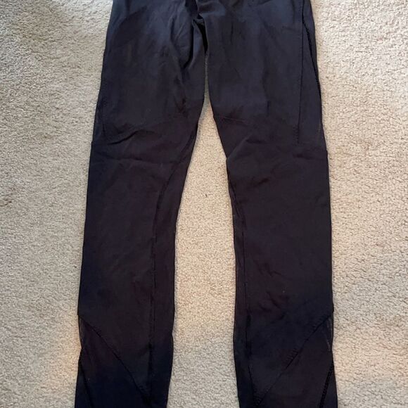 Lululemon limited Black Mesh Legging 2 - Picture 5 of 5